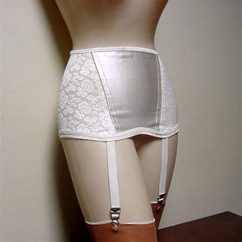 Retro Girdles, Suspenders, Garter belts